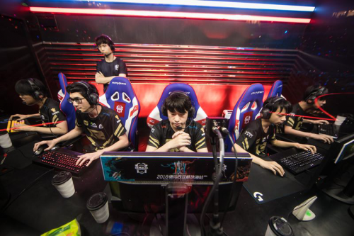 的篮球赛事 的篮球赛事