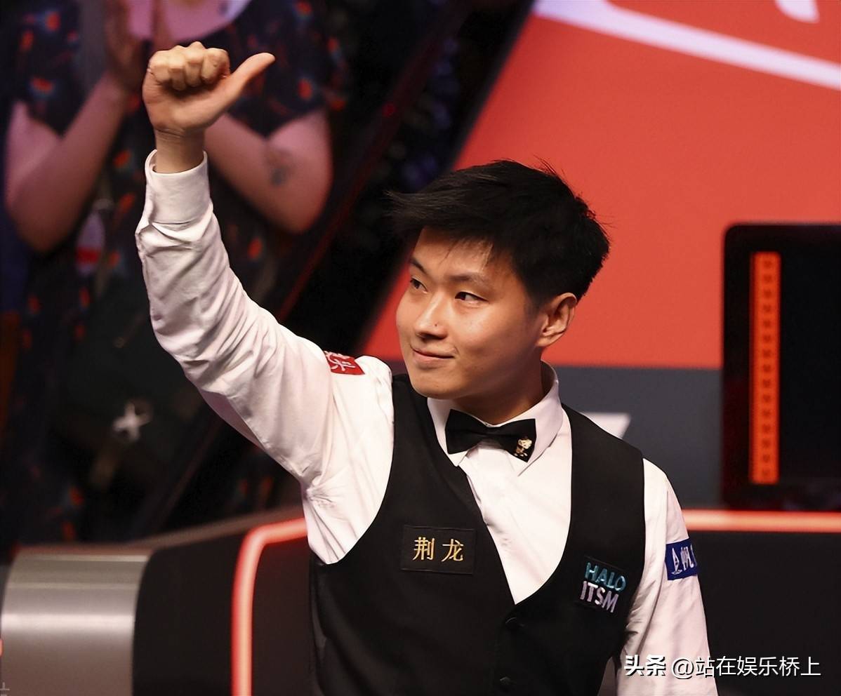 现明显失误 现明显失误