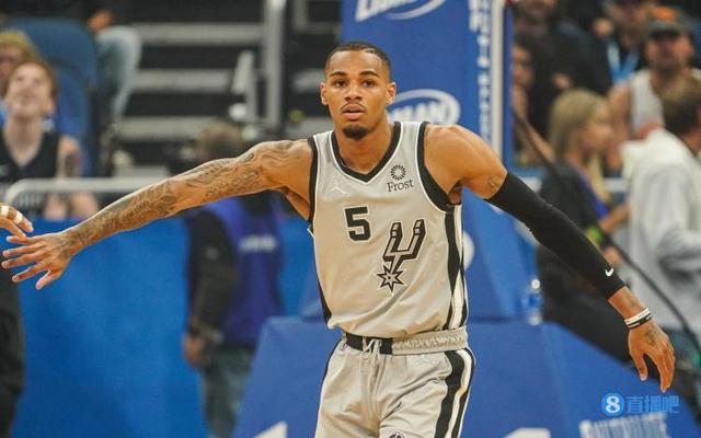 全球足球市 全球足球市